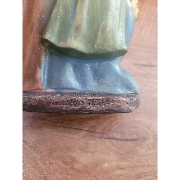 Kirkland's Nativity Holy Family With Angel Resin 10 in Mary Joseph Jesus - Picture 10 of 11